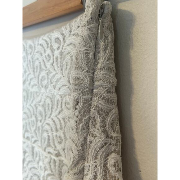 Express Size 4 High Wasted Off White Ivory Color Laced Lined Mini Skirt - Picture 11 of 11